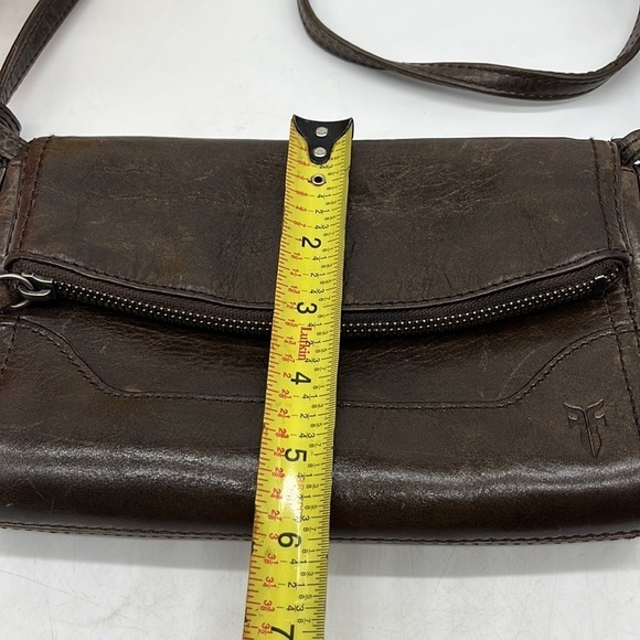 Frye Melissa Brown Leather fold over Crossbody Bag. BRN2366D - Picture 4 of 16